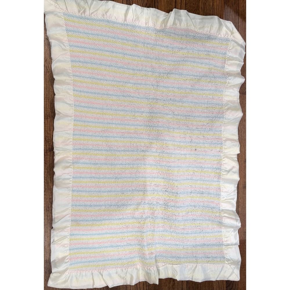 Unbranded Baby Blanket Unisex OS Pastel Rainbow Good Vintage Satin Ruffle Knit